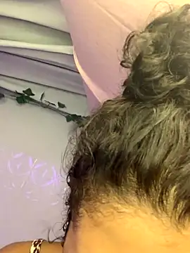 luluzinhax online show from October 12, 2025, 4:36 am