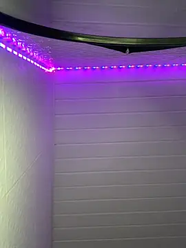 luluzinhax online show from September 24, 2025, 7:42 pm