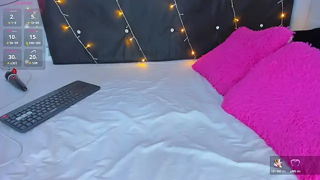 Snapshot of Danaa_moore_ chatting on October 21, 2025, 10:09 pm Danaa moore online show from October 21, 2025, 10:09 pm