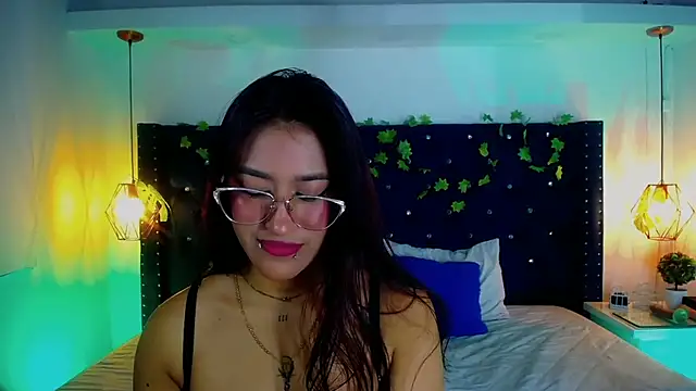 Snapshot of miss_aris chatting on February 3, 2026, 4:21 am miss aris online show from February 3, 2026, 4:21 am