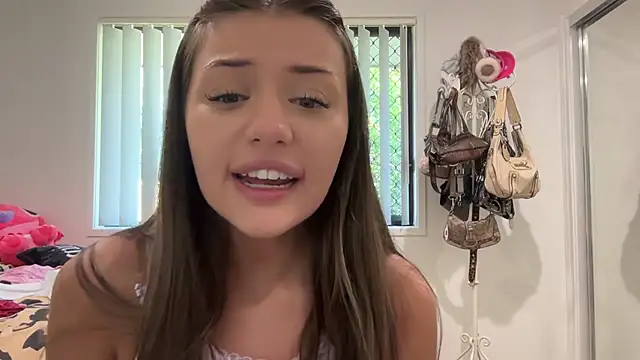 cassiess1 online show from September 21, 2025, 9:09 pm