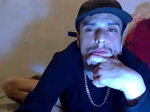 chrisalmeid  online show from October 9, 2025, 5:19 am