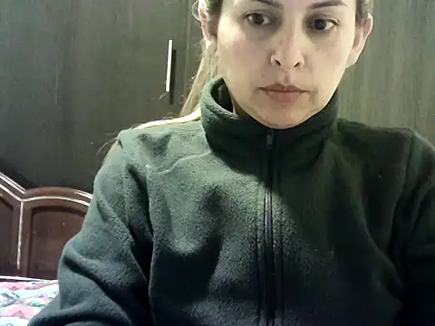 Snapshot of Valery__Rouse_ chatting on October 25, 2025, 4:44 am Valery Rouse online show from October 25, 2025, 4:44 am
