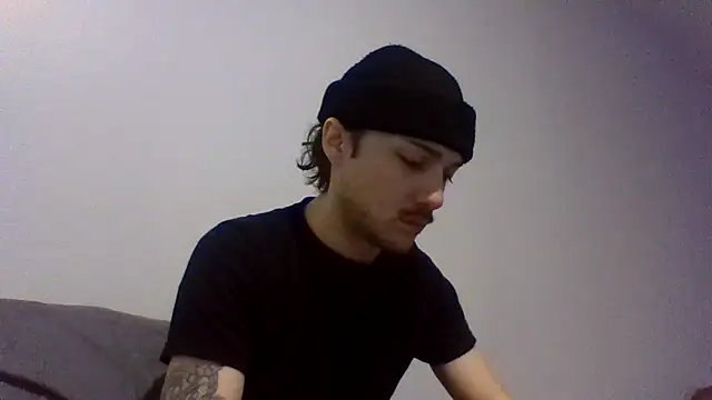 Jbenz420 online show from May 4, 2026, 4:43 pm
