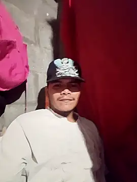 Snapshot of MiaouingAerofoil chatting on November 8, 2025, 2:04 am MiaouingAerofoil online show from November 8, 2025, 2:04 am