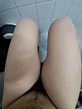 Snapshot of thcn12345 chatting on February 8, 2026, 10:07 pm thcn12345 online show from February 8, 2026, 10:07 pm