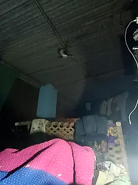 Snapshot of Hot-honi chatting on November 14, 2025, 3:05 pm Hot-honi online show from November 14, 2025, 3:05 pm