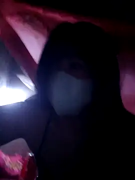 VanGau031694 online show from October 27, 2025, 12:11 am