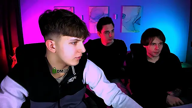 Snapshot of travis_wolf_ chatting on February 16, 2026, 9:41 am travis wolf online show from February 16, 2026, 9:41 am