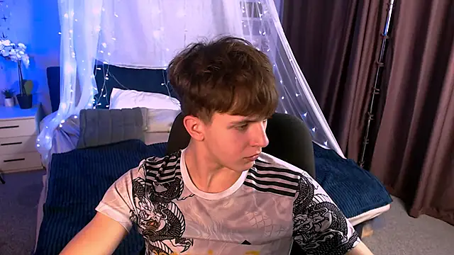 Snapshot of travis_wolf_ chatting on November 23, 2025, 9:03 pm travis wolf online show from November 23, 2025, 9:03 pm