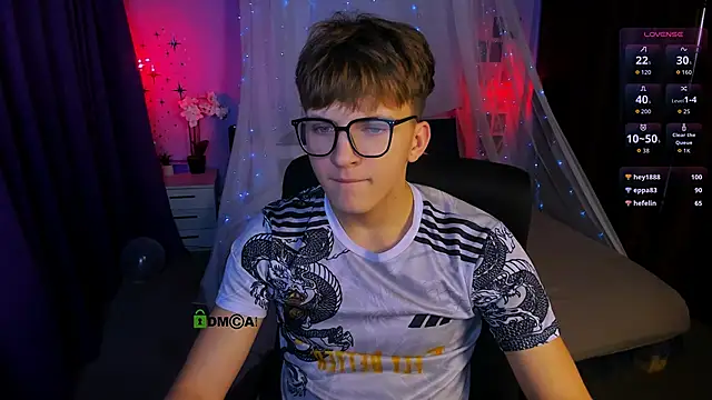 Snapshot of travis_wolf_ chatting on November 6, 2025, 8:02 pm travis wolf online show from November 6, 2025, 8:02 pm