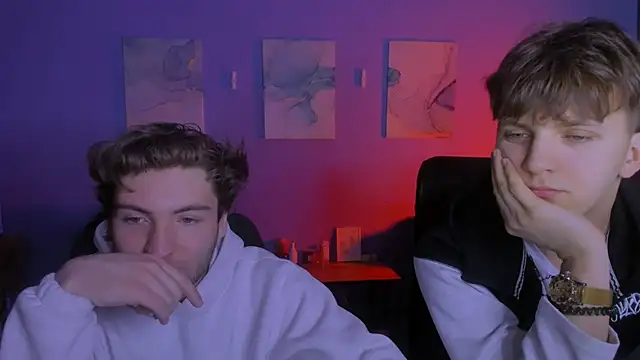 Snapshot of travis_wolf_ chatting on February 26, 2026, 9:42 am travis wolf online show from February 26, 2026, 9:42 am