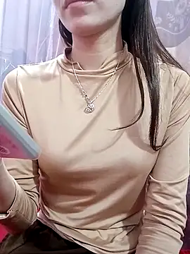 Snapshot of CherryBeii chatting on November 17, 2025, 2:48 am CherryBeii online show from November 17, 2025, 2:48 am