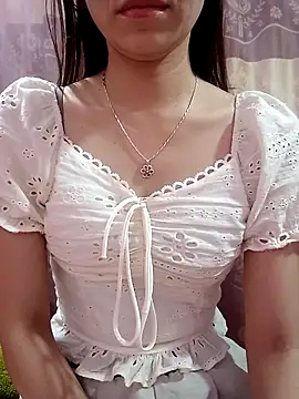 Snapshot of CherryBeii chatting on November 17, 2025, 10:47 pm CherryBeii online show from November 17, 2025, 10:47 pm