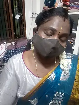 Snapshot of Tamil_Kavitha10 chatting on June 10, 2026, 4:41 pm Tamil Kavitha10 online show from June 10, 2026, 4:41 pm