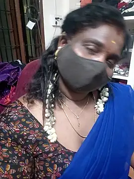 Snapshot of Tamil_Kavitha10 chatting on April 16, 2026, 9:39 pm Tamil Kavitha10 online show from April 16, 2026, 9:39 pm
