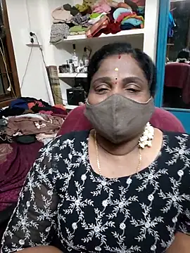 Snapshot of Tamil_Kavitha10 chatting on February 6, 2026, 4:58 pm Tamil Kavitha10 online show from February 6, 2026, 4:58 pm