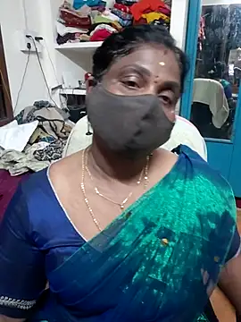 Snapshot of Tamil_Kavitha10 chatting on April 2, 2026, 4:13 pm Tamil Kavitha10 online show from April 2, 2026, 4:13 pm