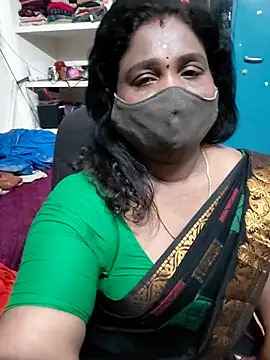 Snapshot of Tamil_Kavitha10 chatting on May 13, 2026, 4:58 pm Tamil Kavitha10 online show from May 13, 2026, 4:58 pm