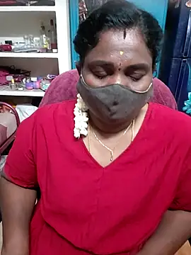 Snapshot of Tamil_Kavitha10 chatting on March 17, 2026, 6:00 pm Tamil Kavitha10 online show from March 17, 2026, 6:00 pm