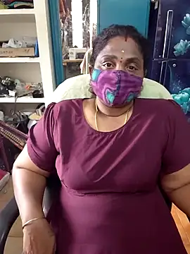 Snapshot of Tamil_Kavitha10 chatting on December 20, 2025, 9:23 am Tamil Kavitha10 online show from December 20, 2025, 9:23 am