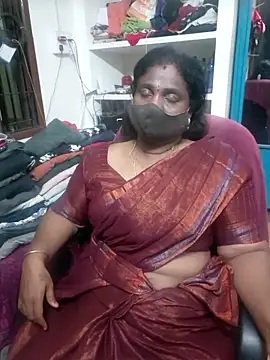 Snapshot of Tamil_Kavitha10 chatting on April 18, 2026, 8:09 pm Tamil Kavitha10 online show from April 18, 2026, 8:09 pm