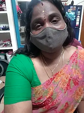 Snapshot of Tamil_Kavitha10 chatting on May 3, 2026, 4:10 pm Tamil Kavitha10 online show from May 3, 2026, 4:10 pm