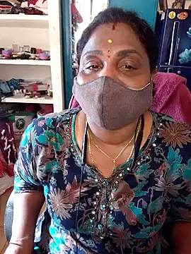 Snapshot of Tamil_Kavitha10 chatting on May 7, 2026, 9:56 am Tamil Kavitha10 online show from May 7, 2026, 9:56 am