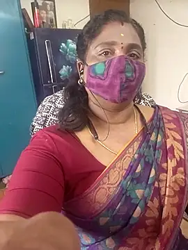 Snapshot of Tamil_Kavitha10 chatting on January 18, 2026, 6:17 am Tamil Kavitha10 online show from January 18, 2026, 6:17 am