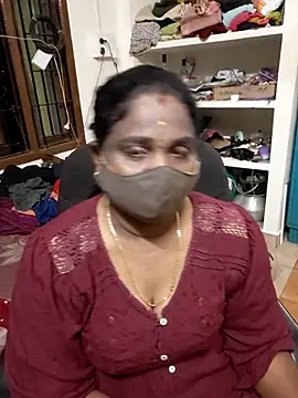 Snapshot of Tamil_Kavitha10 chatting on February 8, 2026, 6:38 pm Tamil Kavitha10 online show from February 8, 2026, 6:38 pm