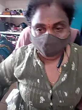 Snapshot of Tamil_Kavitha10 chatting on June 11, 2026, 10:01 am Tamil Kavitha10 online show from June 11, 2026, 10:01 am