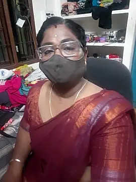Snapshot of Tamil_Kavitha10 chatting on June 18, 2026, 5:51 pm Tamil Kavitha10 online show from June 18, 2026, 5:51 pm
