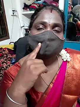 Snapshot of Tamil_Kavitha10 chatting on May 26, 2026, 3:32 pm Tamil Kavitha10 online show from May 26, 2026, 3:32 pm