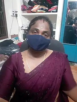 Snapshot of Tamil_Kavitha10 chatting on July 31, 2026, 3:42 pm Tamil Kavitha10 online show from July 31, 2026, 3:42 pm