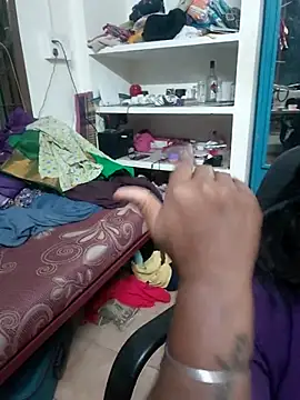 Snapshot of Tamil_Kavitha10 chatting on February 22, 2026, 5:58 pm Tamil Kavitha10 online show from February 22, 2026, 5:58 pm