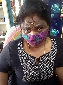 Snapshot of Tamil_Kavitha10 chatting on December 19, 2025, 9:00 am Tamil Kavitha10 online show from December 19, 2025, 9:00 am