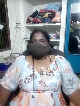 Snapshot of Tamil_Kavitha10 chatting on June 5, 2026, 8:47 pm Tamil Kavitha10 online show from June 5, 2026, 8:47 pm