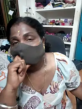 Snapshot of Tamil_Kavitha10 chatting on July 13, 2026, 5:56 pm Tamil Kavitha10 online show from July 13, 2026, 5:56 pm
