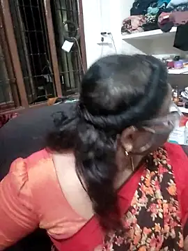 Snapshot of Tamil_Kavitha10 chatting on June 19, 2026, 5:30 pm Tamil Kavitha10 online show from June 19, 2026, 5:30 pm