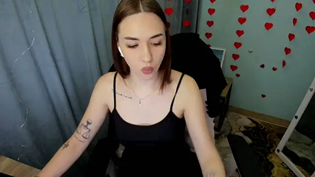 Snapshot of Bella_Night4 chatting on March 25, 2026, 7:30 am Bella Night4 online show from March 25, 2026, 7:30 am