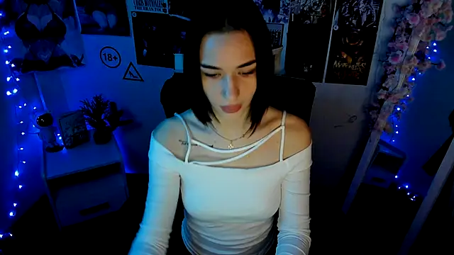 Bella Night4 online show from December 14, 2025, 7:58 am