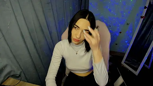 Bella Night4 online show from January 6, 2026, 7:45 am