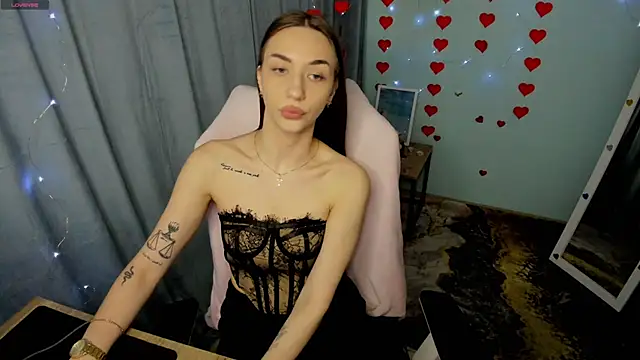 Snapshot of Bella_Night4 chatting on April 10, 2026, 12:23 pm Bella Night4 online show from April 10, 2026, 12:23 pm