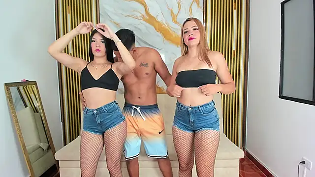 Snapshot of Flatiron_ggh chatting on November 14, 2025, 1:31 am Flatiron ggh online show from November 14, 2025, 1:31 am