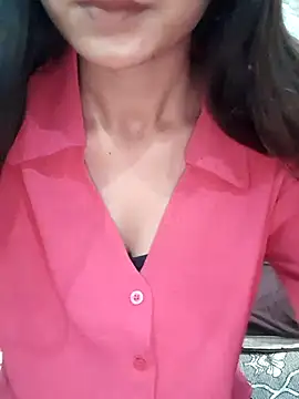 Snapshot of siya_rani67 chatting on December 18, 2025, 4:55 pm siya rani67 online show from December 18, 2025, 4:55 pm