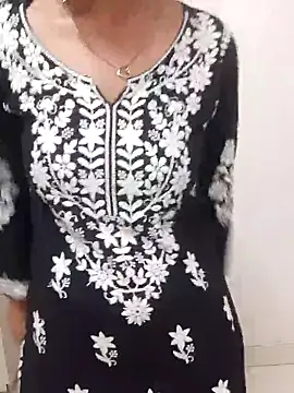 Snapshot of siya_rani67 chatting on October 3, 2025, 5:25 pm siya rani67 online show from October 3, 2025, 5:25 pm