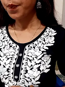 Snapshot of siya_rani67 chatting on October 16, 2025, 12:02 pm siya rani67 online show from October 16, 2025, 12:02 pm