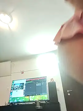 NicoleHayle online show from September 20, 2025, 5:07 pm