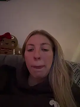 CheekyChelseaX online show from December 1, 2025, 6:31 pm