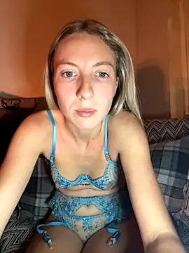 CheekyChelseaX online show from December 3, 2025, 6:51 pm